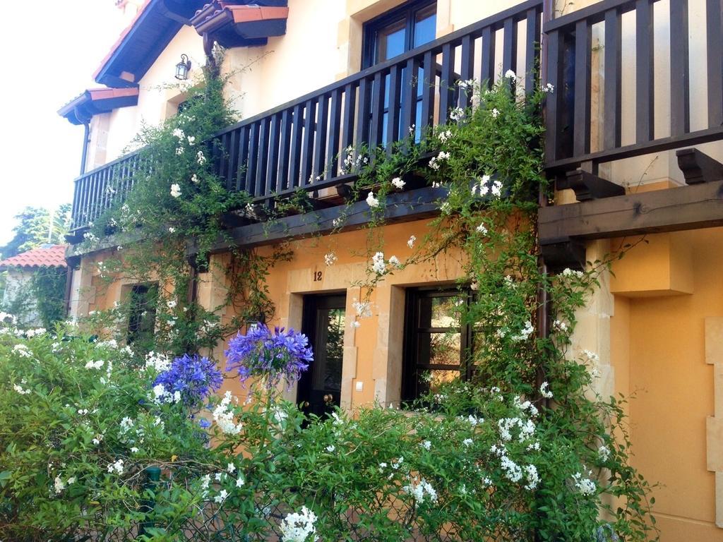 Apartamentos Santillana Del Mar Esterno foto