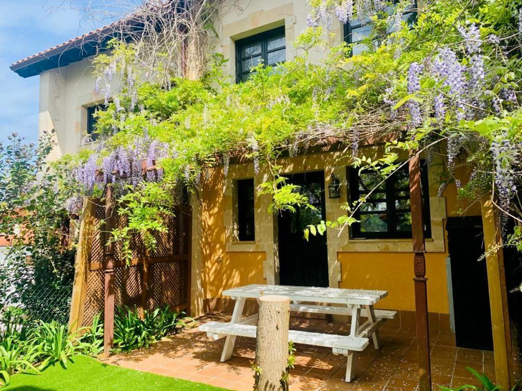 Apartamentos Santillana Del Mar Esterno foto